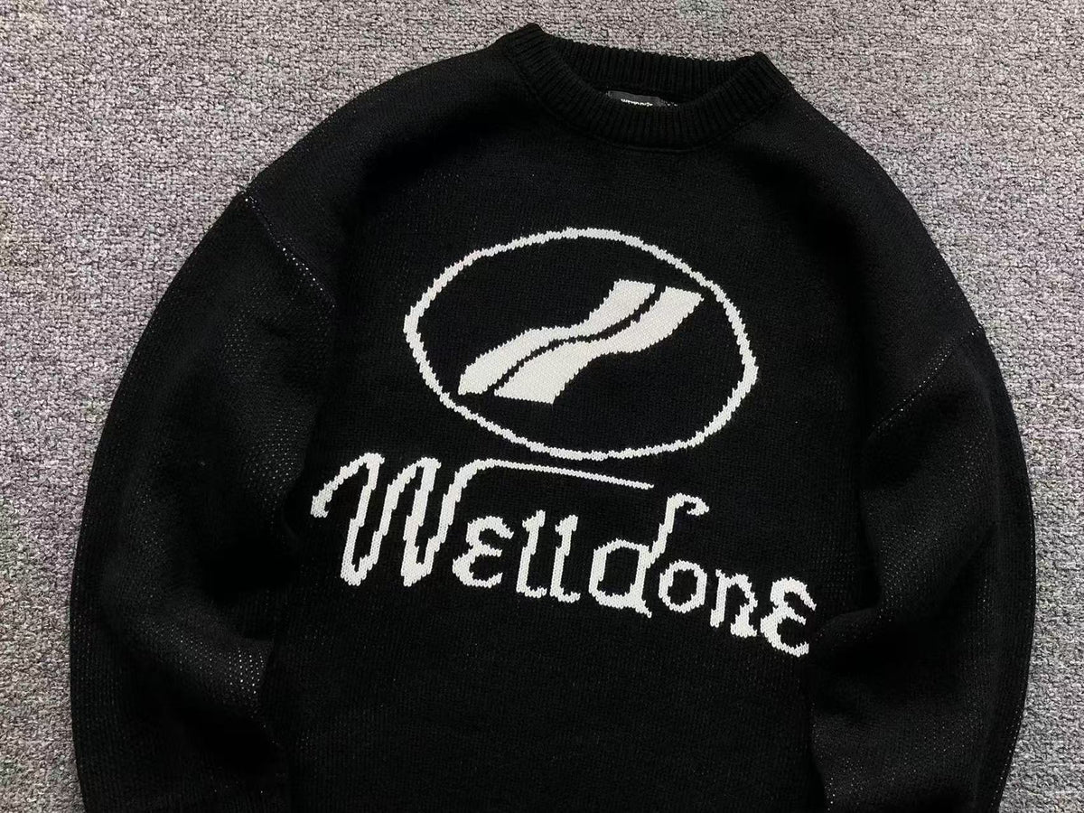 W - SWEATER