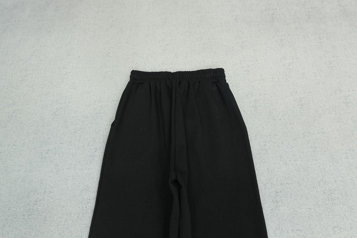 M - SWEATPANTS