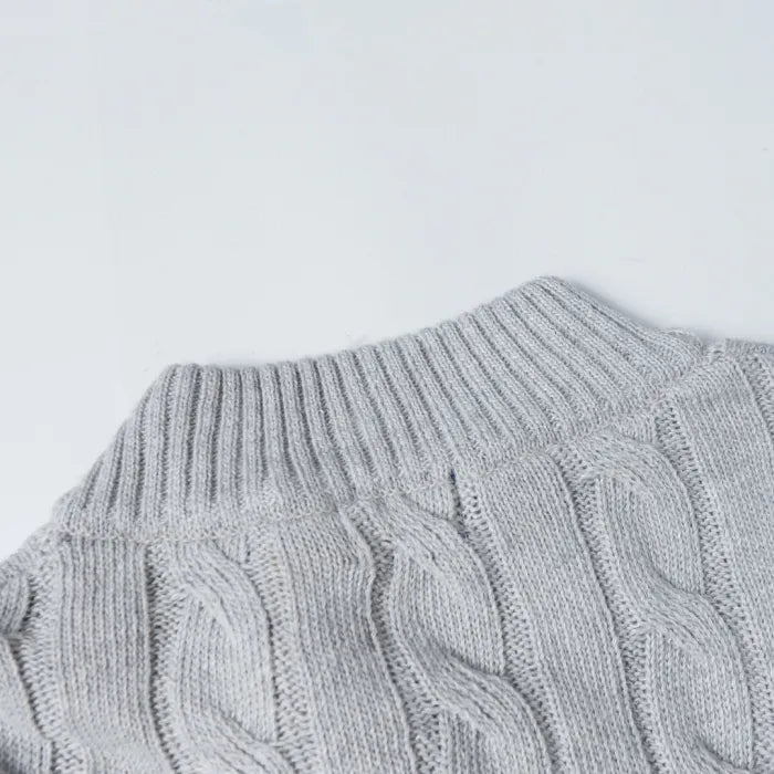 R - SWEATER