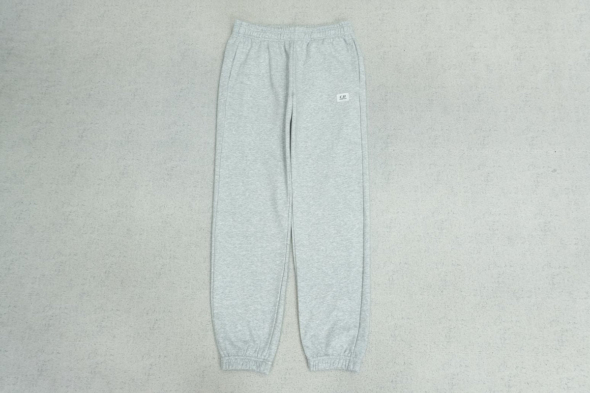 C - SWEATPANTS