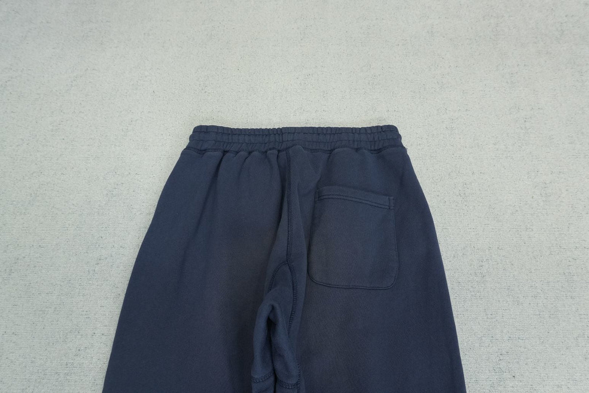 S - SWEATPANTS