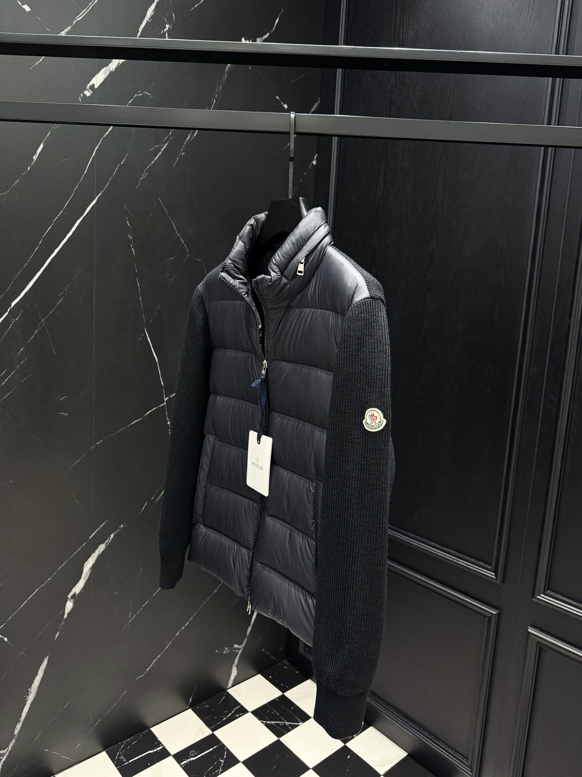 V - CARDIGAN