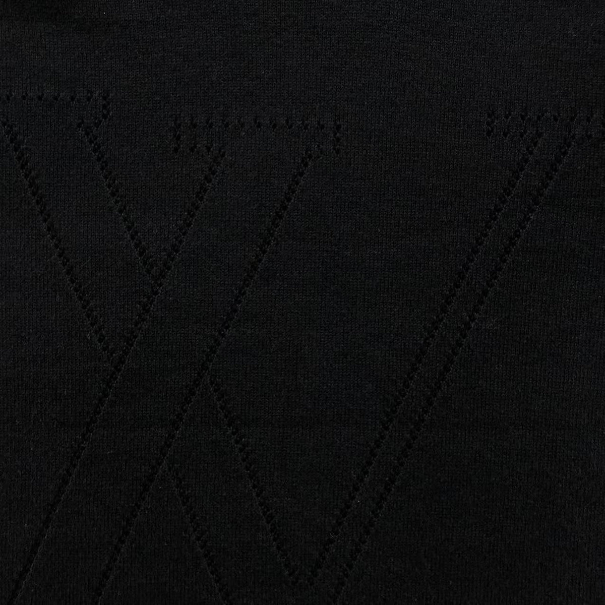 L - SWEATER