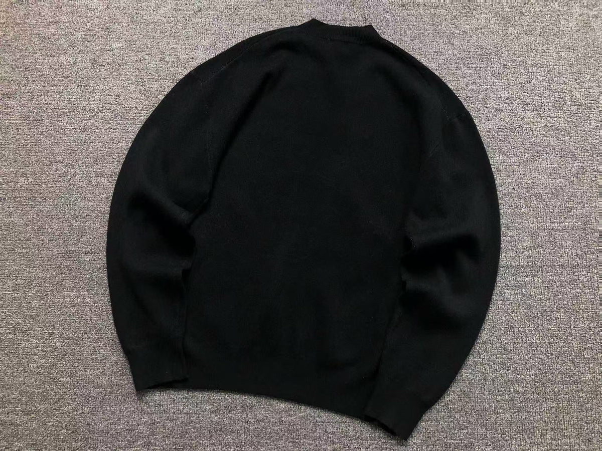 W - SWEATER