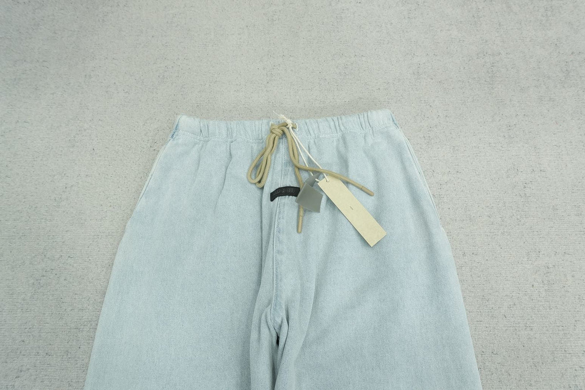 F - SWEATPANTS