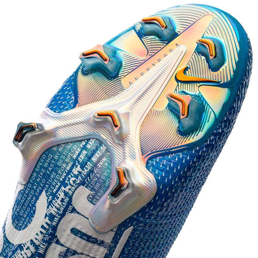 M - FUSSBALLSCHUHE