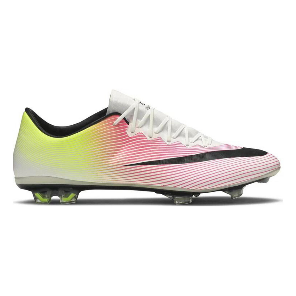 M - FUSSBALLSCHUHE
